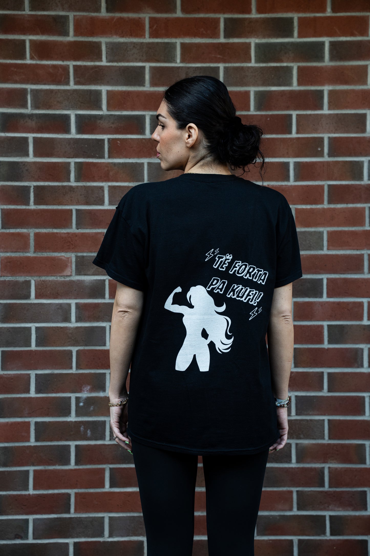 T-Shirt ‘Të forta pa kufi’ - Forca Fitwear