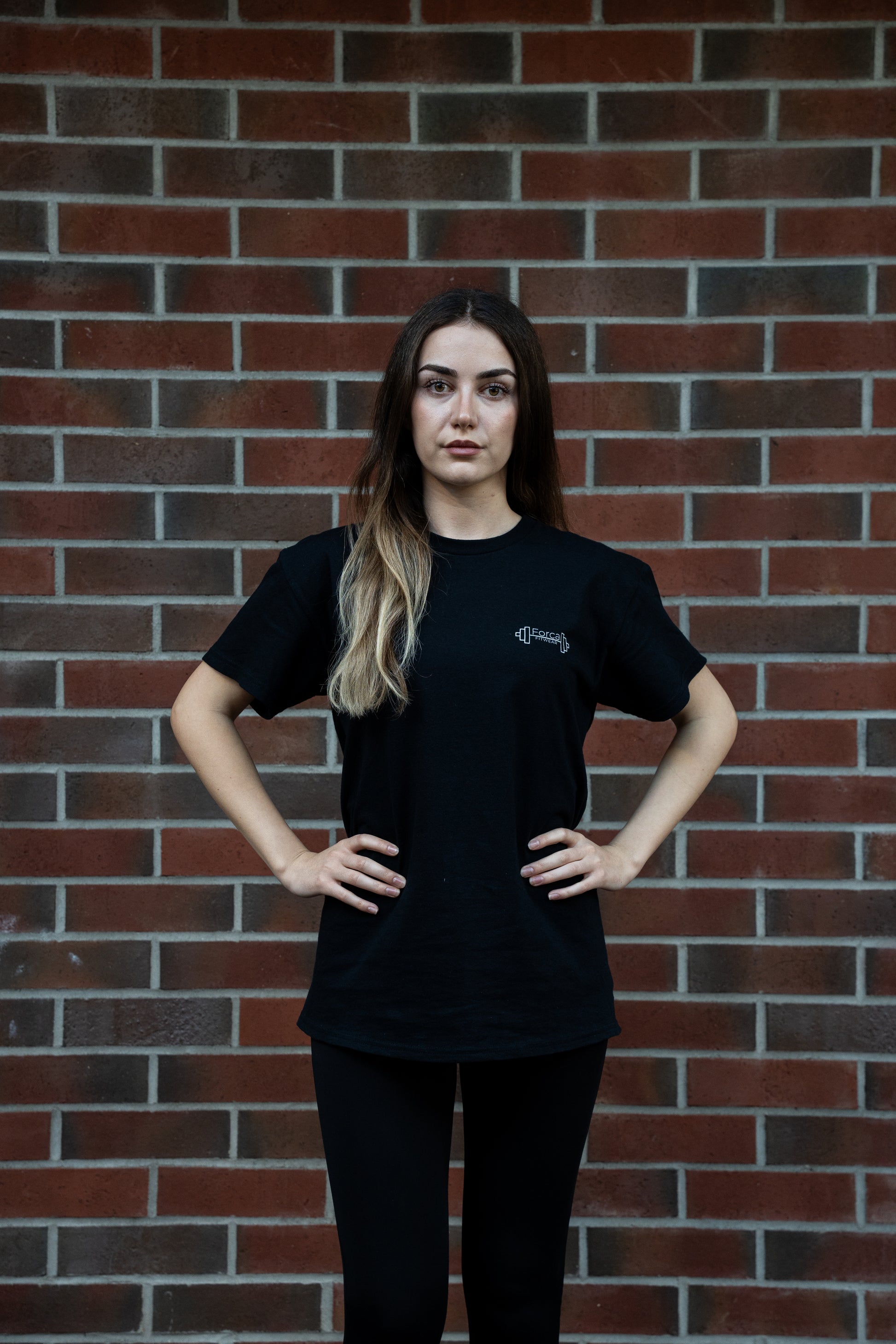 T-Shirt ‘Sot e lodhshme, nesër e fuqishme’ - Forca Fitwear
