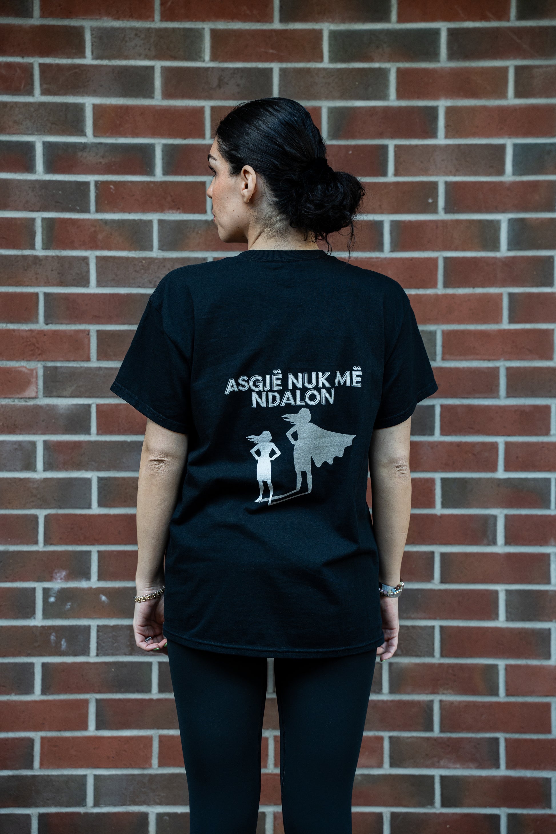 T-Shirt ‘Asgjë nuk më ndalon’ - Forca Fitwear